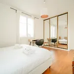 Appartement Spacieux 17Eme Arrondissement - II