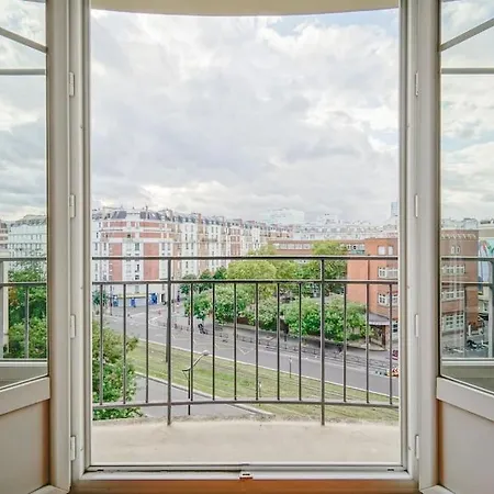 Apartment Spacieux 17eme Arrondissement - Ii *